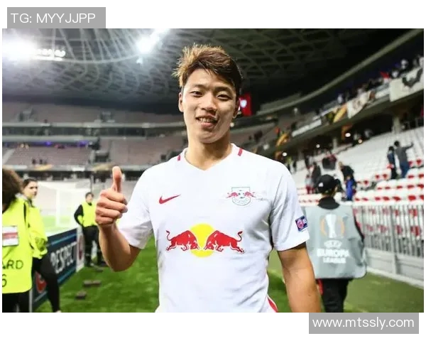 黄喜灿在欧冠联赛的亮眼表现